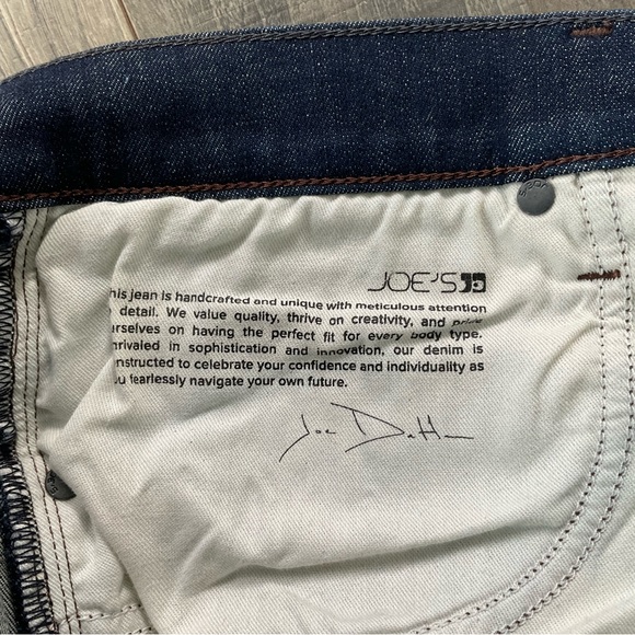 38x34 Julian Edelman Joe's Jeans The Brixton Straight
AUTOGRAPHED
Men’s 38
Blue - Picture 6 of 11